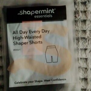 Shapermint cami and shorts